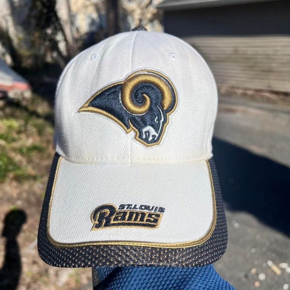2000s St. Louis Rams NFL SnapBack hat